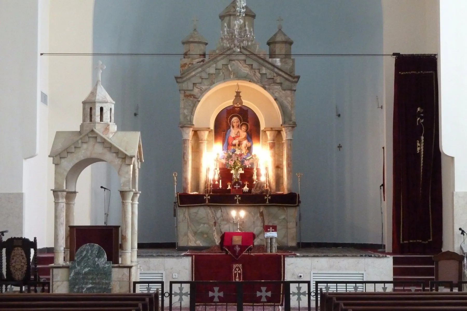 Saint Sarkins Cathedral